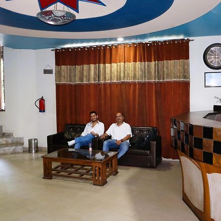 Hotel River Bank Mandi Dış mekan fotoğraf