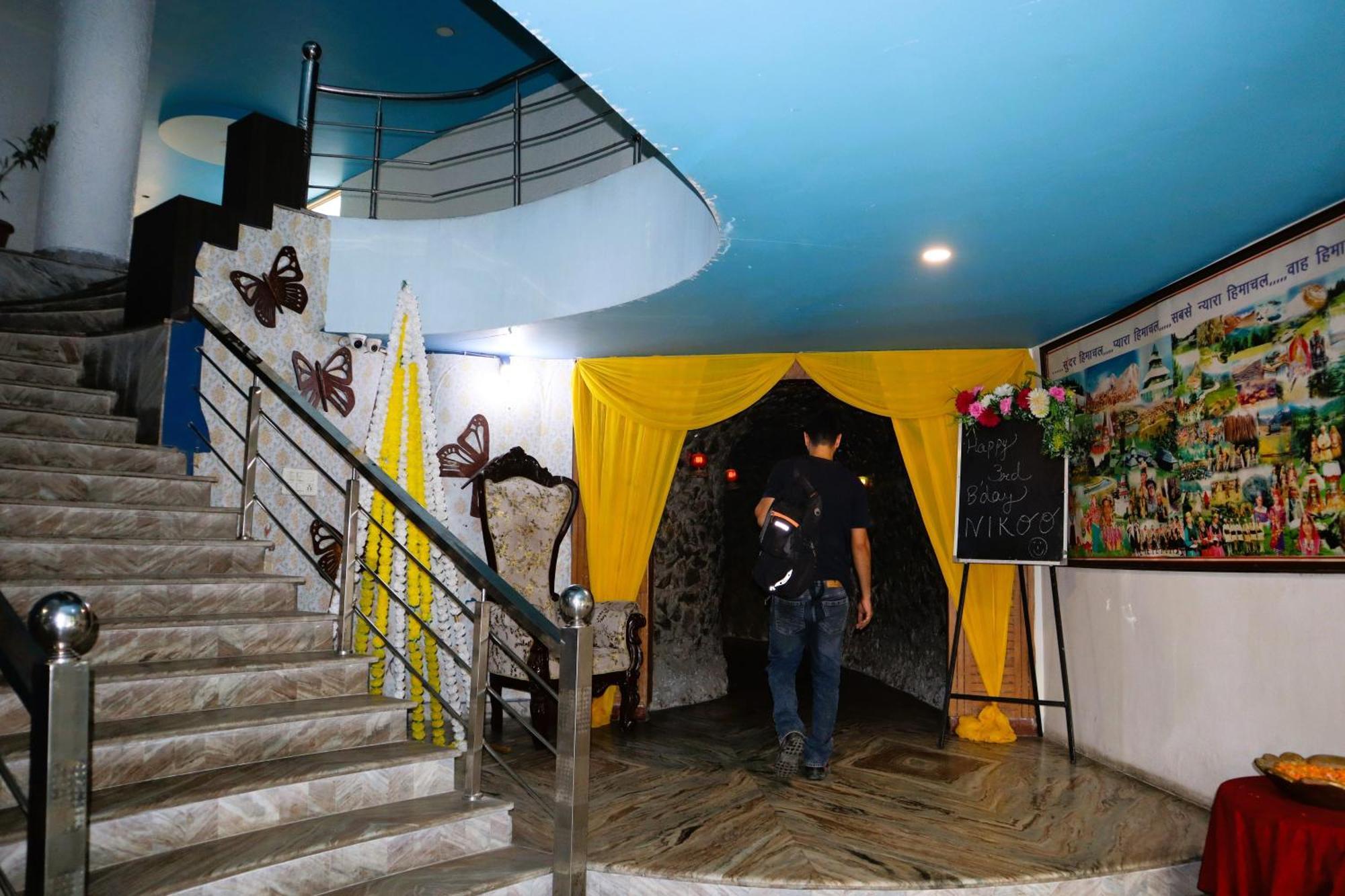 Hotel River Bank Mandi Dış mekan fotoğraf