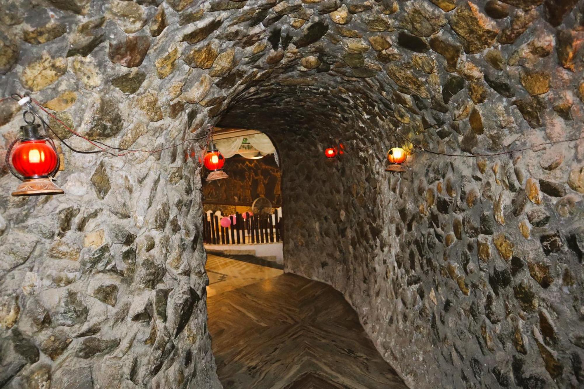 Hotel River Bank Mandi Dış mekan fotoğraf